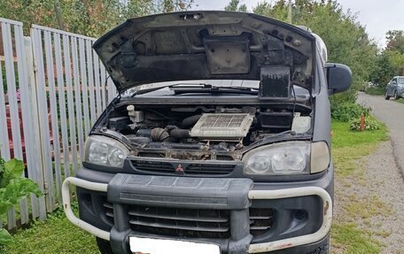 Mitsubishi Delica IV, 1995 год, 600 000 рублей, 9 фотография