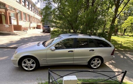 Mercedes-Benz C-Класс, 2004 год, 450 000 рублей, 3 фотография