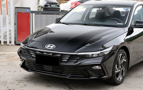 Hyundai Elantra, 2025 год, 1 940 000 рублей, 6 фотография