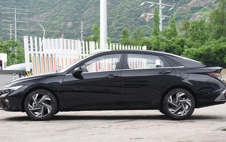 Hyundai Elantra, 2025 год, 1 940 000 рублей, 4 фотография