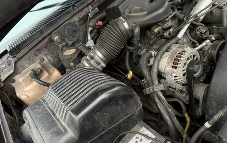 Chevrolet Suburban VIII, 1996 год, 1 150 000 рублей, 16 фотография