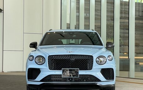 Bentley Bentayga I, 2025 год, 25 000 000 рублей, 2 фотография