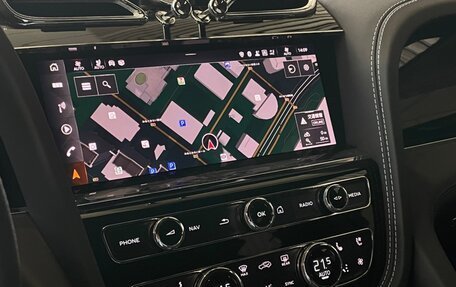 Bentley Bentayga I, 2025 год, 25 000 000 рублей, 19 фотография