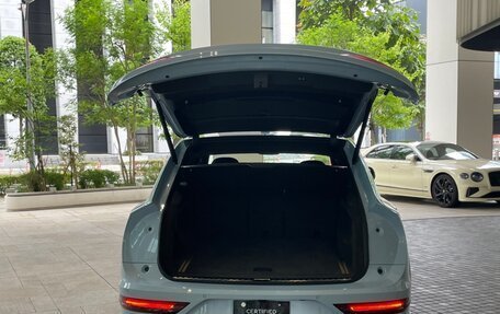 Bentley Bentayga I, 2025 год, 25 000 000 рублей, 7 фотография