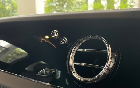 Bentley Bentayga I, 2025 год, 25 000 000 рублей, 28 фотография