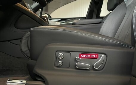 Bentley Bentayga I, 2025 год, 25 000 000 рублей, 23 фотография