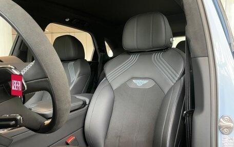 Bentley Bentayga I, 2025 год, 25 000 000 рублей, 21 фотография