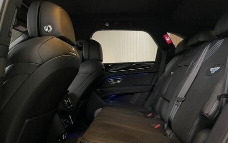 Bentley Bentayga I, 2025 год, 25 000 000 рублей, 25 фотография