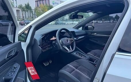 Volkswagen Golf VIII, 2022 год, 1 950 000 рублей, 10 фотография