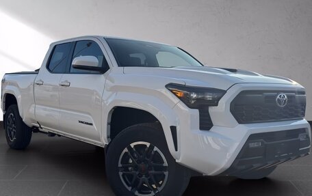 Toyota Tacoma, 2025 год, 13 990 000 рублей, 2 фотография