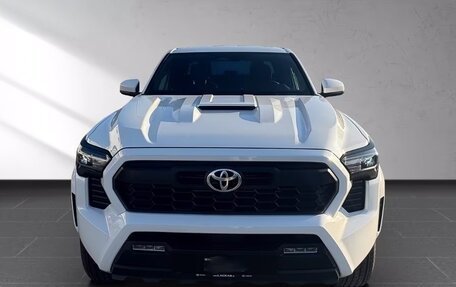 Toyota Tacoma, 2025 год, 13 990 000 рублей, 3 фотография