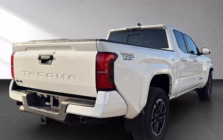 Toyota Tacoma, 2025 год, 13 990 000 рублей, 6 фотография