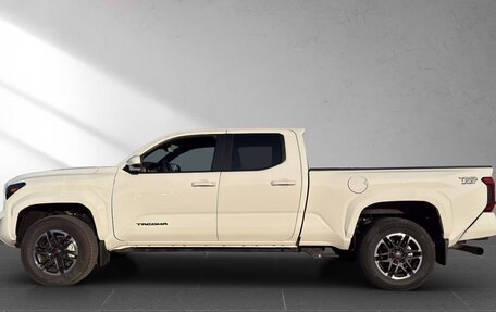 Toyota Tacoma, 2025 год, 13 990 000 рублей, 4 фотография