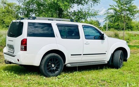 Nissan Pathfinder, 2013 год, 1 888 000 рублей, 10 фотография