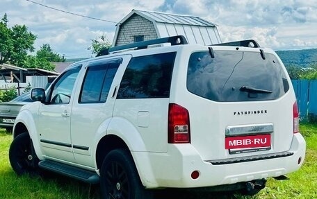 Nissan Pathfinder, 2013 год, 1 888 000 рублей, 13 фотография