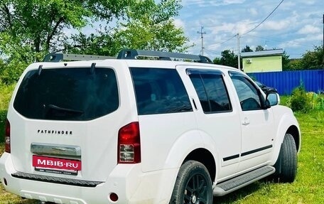 Nissan Pathfinder, 2013 год, 1 888 000 рублей, 11 фотография