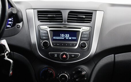 Hyundai Solaris II рестайлинг, 2016 год, 970 000 рублей, 12 фотография