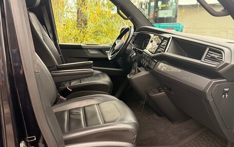 Volkswagen Multivan T6 рестайлинг, 2020 год, 7 900 000 рублей, 7 фотография