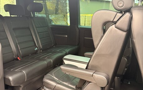 Volkswagen Multivan T6 рестайлинг, 2020 год, 7 900 000 рублей, 8 фотография