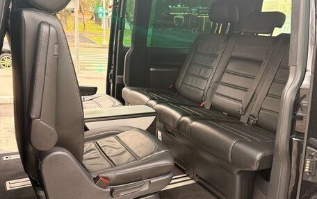 Volkswagen Multivan T6 рестайлинг, 2020 год, 7 900 000 рублей, 9 фотография