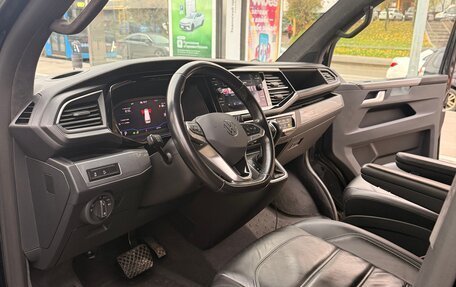 Volkswagen Multivan T6 рестайлинг, 2020 год, 7 900 000 рублей, 10 фотография