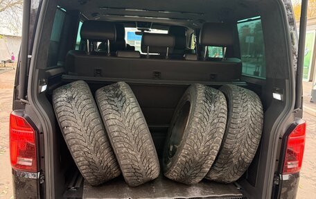 Volkswagen Multivan T6 рестайлинг, 2020 год, 7 900 000 рублей, 13 фотография