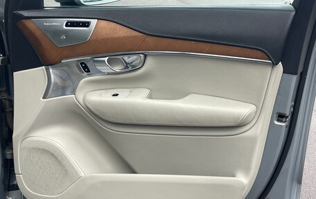 Volvo XC90 II рестайлинг, 2017 год, 2 450 000 рублей, 19 фотография