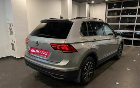 Volkswagen Tiguan II, 2021 год, 2 902 000 рублей, 3 фотография