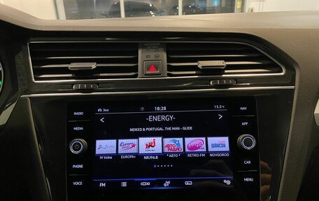 Volkswagen Tiguan II, 2021 год, 2 902 000 рублей, 14 фотография