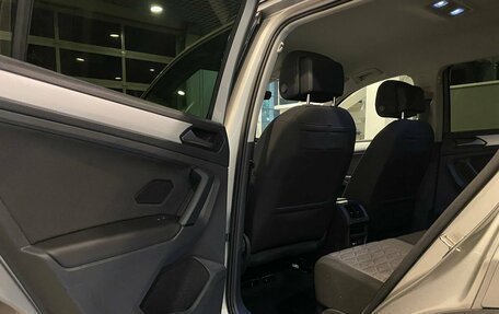 Volkswagen Tiguan II, 2021 год, 2 902 000 рублей, 24 фотография