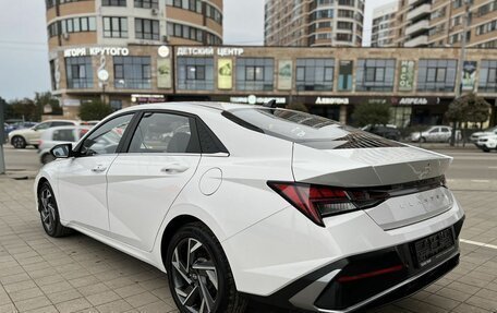 Hyundai Elantra, 2024 год, 2 630 000 рублей, 8 фотография
