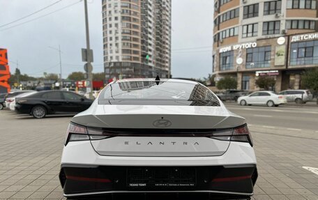 Hyundai Elantra, 2024 год, 2 630 000 рублей, 7 фотография