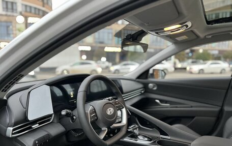 Hyundai Elantra, 2024 год, 2 630 000 рублей, 10 фотография