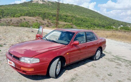 Toyota Camry, 1996 год, 350 000 рублей, 4 фотография