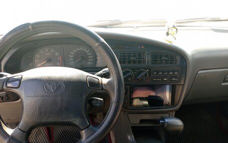 Toyota Camry, 1996 год, 350 000 рублей, 9 фотография