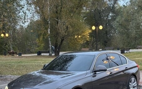 BMW 3 серия, 2012 год, 1 550 000 рублей, 3 фотография