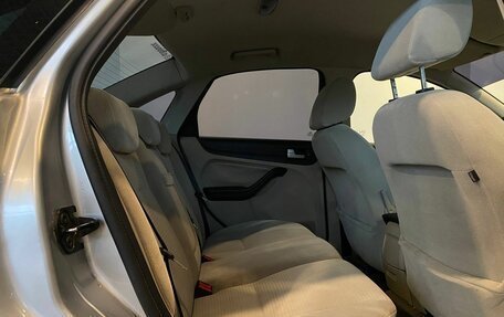 Ford Focus II рестайлинг, 2006 год, 425 000 рублей, 17 фотография