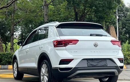 Volkswagen T-Roc I, 2021 год, 1 480 000 рублей, 11 фотография