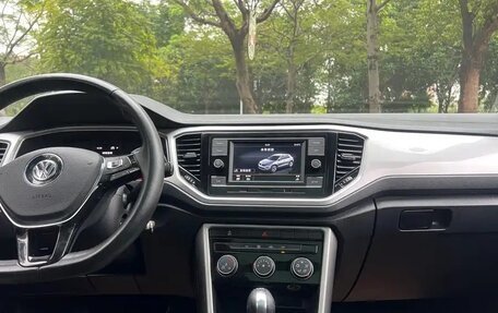 Volkswagen T-Roc I, 2021 год, 1 480 000 рублей, 23 фотография