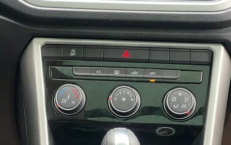 Volkswagen T-Roc I, 2021 год, 1 480 000 рублей, 29 фотография