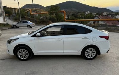 Hyundai Solaris II рестайлинг, 2017 год, 1 300 000 рублей, 1 фотография