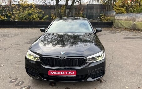 BMW 5 серия, 2019 год, 2 999 000 рублей, 1 фотография