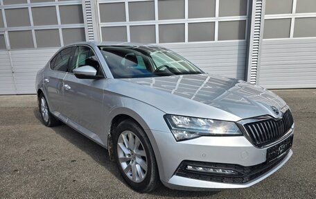 Skoda Superb III рестайлинг, 2022 год, 2 531 000 рублей, 3 фотография