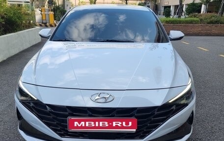 Hyundai Avante, 2022 год, 2 170 000 рублей, 2 фотография