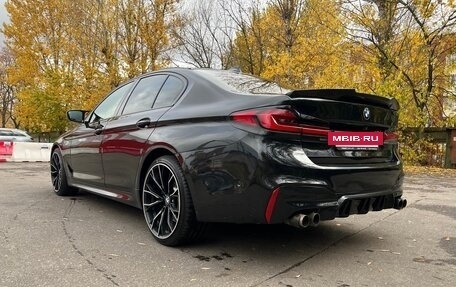 BMW 5 серия, 2019 год, 2 999 000 рублей, 8 фотография