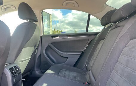 Volkswagen Jetta VI, 2016 год, 1 298 000 рублей, 13 фотография