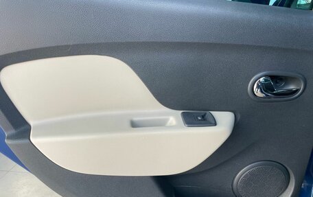 Renault Logan II, 2014 год, 700 000 рублей, 18 фотография