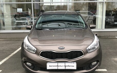 KIA cee'd III, 2013 год, 990 000 рублей, 2 фотография