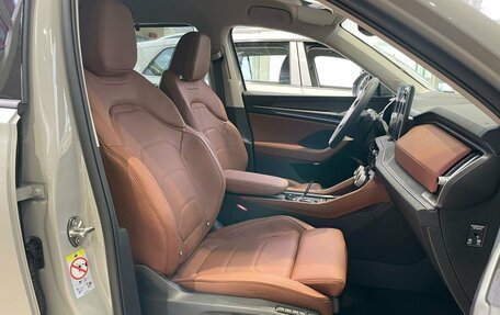 Skoda Kodiaq, 2025 год, 5 600 000 рублей, 7 фотография