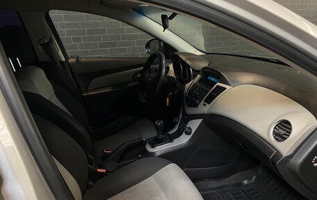 Chevrolet Cruze II, 2012 год, 740 000 рублей, 10 фотография